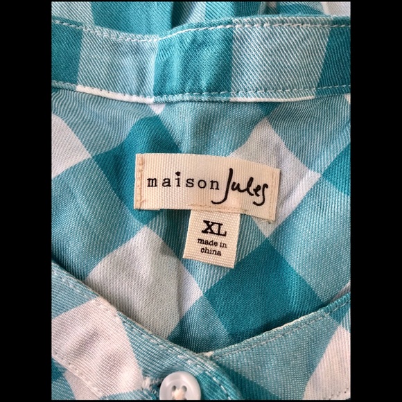 Maison Jules Button Down Ruffled Top - Picture 4 of 4